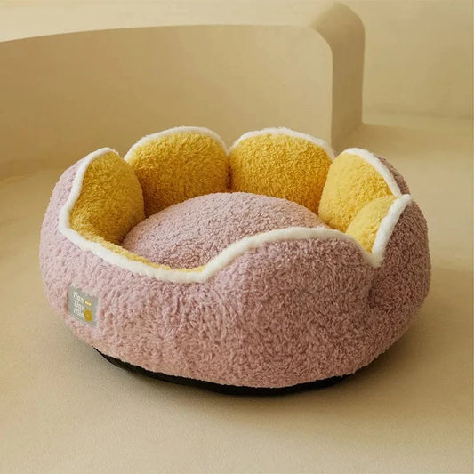 Soft Plush Machine Washable Lotus Cat & Dog Bed