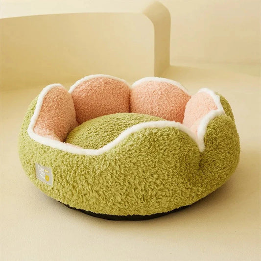 Soft Plush Machine Washable Lotus Cat & Dog Bed